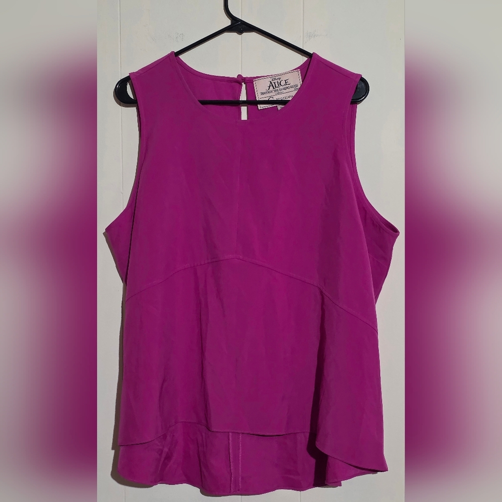 G by Giuliana Disney Through The Looking Glass Women's Fuchsia Tank Top